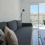 Phaedrus Living: Seaside Luxury Flat Lighthouse 74 Διαμέρισμα
