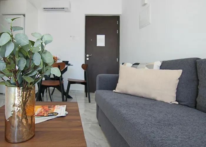 Phaedrus Living: Seaside Luxury Flat Lighthouse 74 Pafos