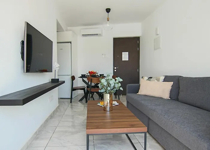 Phaedrus Living: Seaside Luxury Flat Lighthouse 74 * Пафос